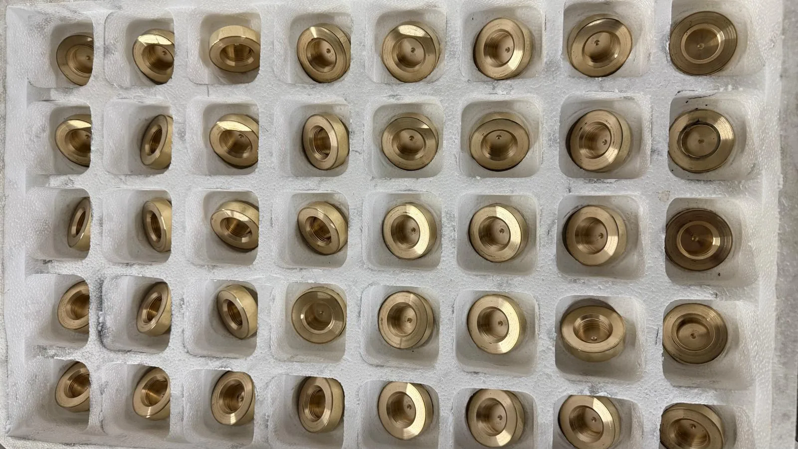 Bearbeitete Metalloberfläche – Arbeitsbeispiel 14